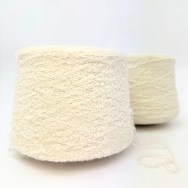 Ilona Bouclégarn (1,1 kg) - Hvid
