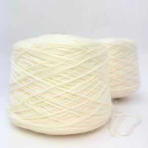 Lucido Shiny Garn (1 kg) - Hvid