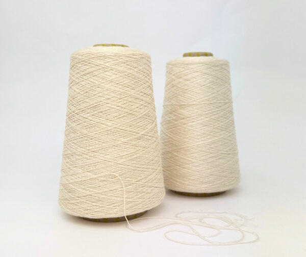 Patagonia Merino Silke cert. OEKO-TEX® STANDARD 100 (300 g) - Råhvid